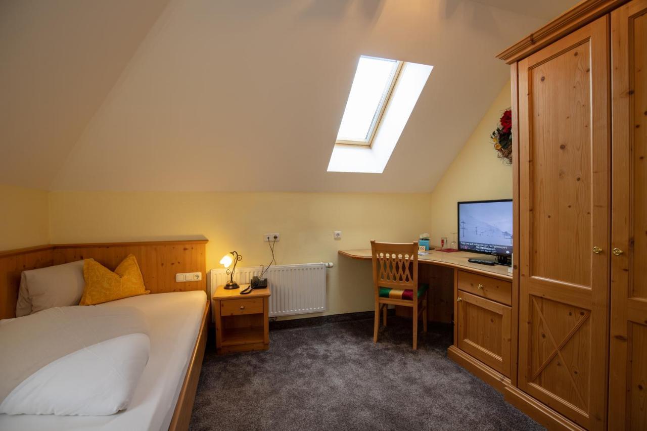 Bed and Breakfast Alpenresidenz Trisanna Ischgl Esterno foto