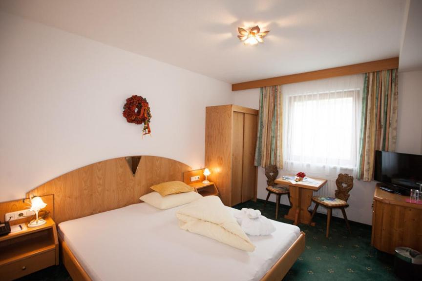 Bed and Breakfast Alpenresidenz Trisanna Ischgl Esterno foto